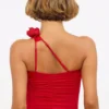 Partes de arriba asimétricas de jersey elástico con detalle de rosas de Tesia en rojo escarlata