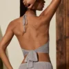 Partes de arriba cortas con cuello halter y escote pronunciado Sol en color plateado