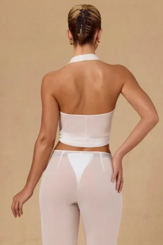 Partes de arriba cortas con cuello halter y lazo delantero Harbour en blanco