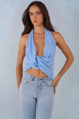 Partes de arriba halter con escote profundo Maraya en estampado de lunares azules