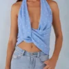 Partes de arriba halter con escote profundo Maraya en estampado de lunares azules