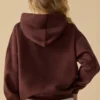 Sudadera con capucha oversize en color caoba