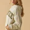 Sudadera con capucha oversize en color hueso