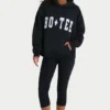 Sudadera con capucha oversize en negro