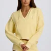 Sudadera con capucha y cuello en V de jersey de algodón en color limón