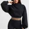 Sudadera corta con capucha de felpa de algodón elástico en negro