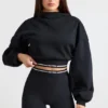 Sudadera corta con capucha de felpa de algodón elástico en negro