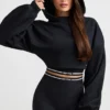 Sudadera corta con capucha de felpa de algodón elástico en negro