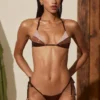 Sujetador de bikini con paneles Caleta en oro bronce