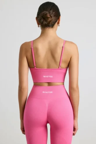 Sujetador deportivo Define Luxe con cuello en V en rosa intenso