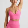 Sujetador deportivo Define Luxe con cuello en V en rosa intenso