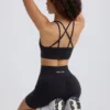 Sujetador deportivo Define Luxe con tirantes en negro