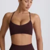 Sujetador deportivo sin costuras Super Sculpt con espalda cruzada en color chocolate