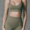 Sujetador deportivo sin costuras Super Sculpt con espalda cruzada en verde claro