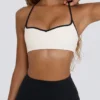 Sujetador deportivo Soft Active con cuello corazón en blanco