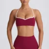 Sujetador deportivo Soft Active con cuello corazón en color burdeos