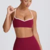 Sujetador deportivo Soft Active con cuello corazón en color burdeos