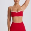 Sujetador deportivo Soft Active con cuello corazón en rojo intenso