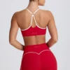 Sujetador deportivo Soft Active con cuello corazón en rojo intenso