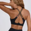 Sujetador deportivo Soft Active con cuello en V en negro
