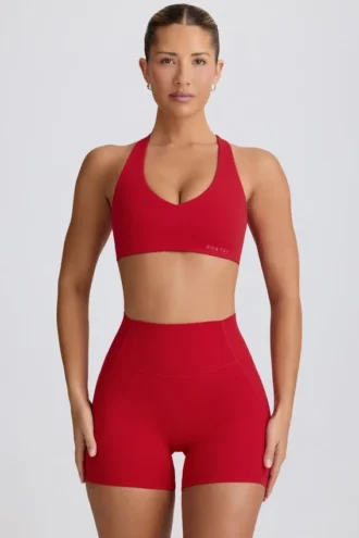 Sujetador deportivo Soft Active con cuello en V en rojo intenso