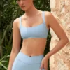 Sujetador deportivo Soft Active con detalles de costuras en azul cielo