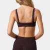 Sujetador deportivo Soft Active con detalles de costuras en color espresso