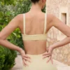Sujetador deportivo Soft Active con detalles de costuras en color limón