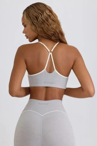 Sujetador deportivo Soft Active con escote corazón en gris jaspeado