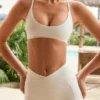 Sujetador deportivo Soft Active con espalda nadadora en color crema