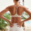 Sujetador deportivo Soft Active con espalda nadadora en color crema
