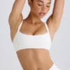 Sujetador deportivo Soft Active con ribete en contraste en blanco