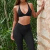 Sujetador deportivo Soft Active con tirantes cruzados en la espalda en negro