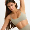 Sujetador deportivo Soft Active en color mineral