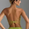 Top bandeau con tirantes decorados en la espalda Nanaka en verde pera
