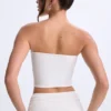 Top bandeau Edie Modal con detalle retorcido en la parte delantera, en blanco