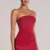 Top bandeau largo Leni en rojo cereza