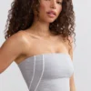 Top bandeau Soft Active con ribetes en contraste en gris jaspeado