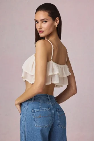 Top camisola corto con volantes Lacie en marfil