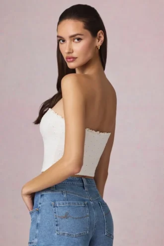 Top camisola Hania de modal con bordado inglés en blanco