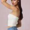 Top camisola Hania de modal con bordado inglés en blanco