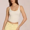 Top con lazo trasero de modal Norelle en color marfil