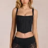 Top corsé ajustable con escote redondeado de encaje Jemara en negro