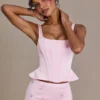 Top corsé con cordones de satén premium Elvira en rosa bebé