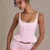 Top corsé con cordones de satén premium Elvira en rosa bebé