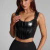 Top corsé de vinilo con cordones Lamiya en negro