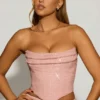 Top corsé drapeado con adornos Sterling en rosa lavanda