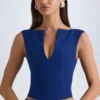 Top corto con abertura frontal Kadie en azul marino