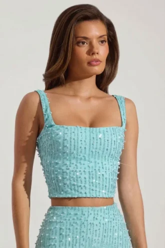 Top corto con cuello cuadrado y adornos Lirael en azul aguamarina