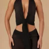 Top corto con cuello halter y lazo delantero Harbour en negro